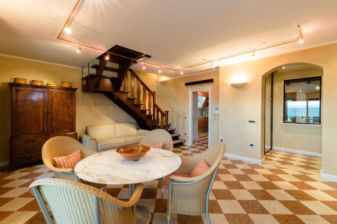 Front Luxury (adults Only) Villa Sirmione