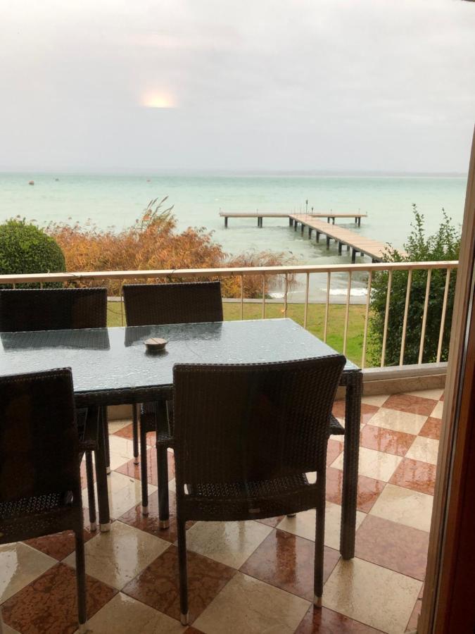 Front Luxury (adults Only) Villa Sirmione