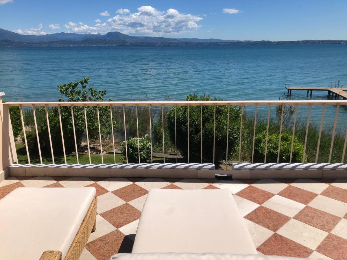 Front Luxury (adults Only) Villa Sirmione