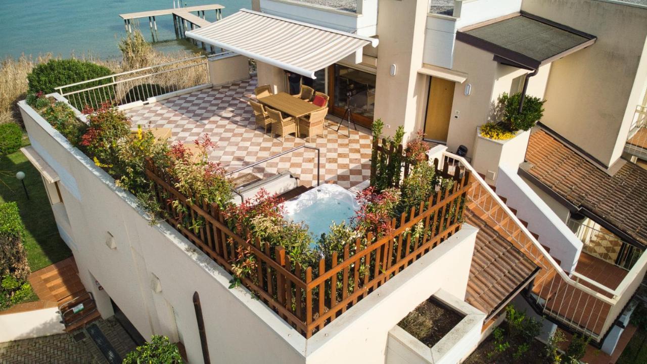 Front Luxury (adults Only) Villa Sirmione