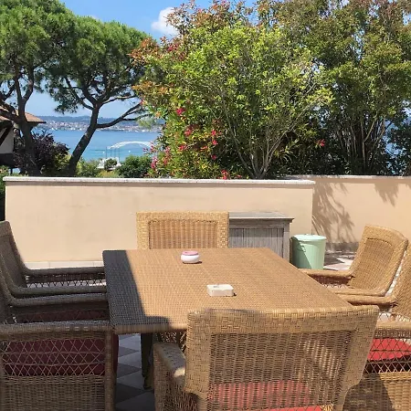 Lake Front Luxury Apartment (Adults Only) Sirmione Exterior photo
