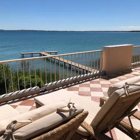 Lake Front Luxury Apartment (Adults Only) Sirmione Exterior photo